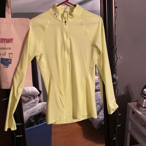 Quarter zip activewear